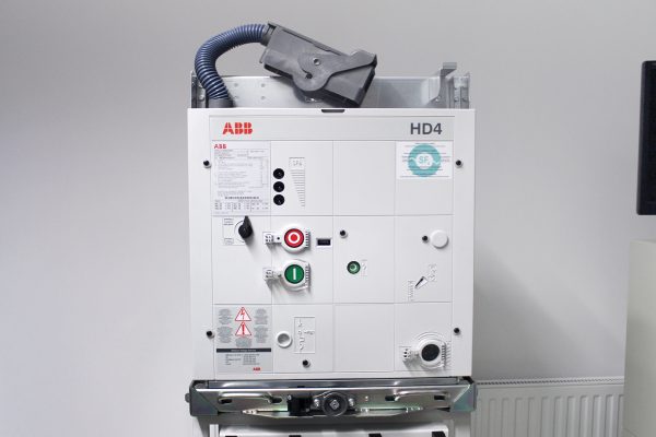 Unitest Marine Simulators - Szkoła Morska - High Voltage Breaker