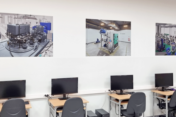 Unitest Marine Simulators Gdansk Maritime Technical Collage Engine Room Simulator